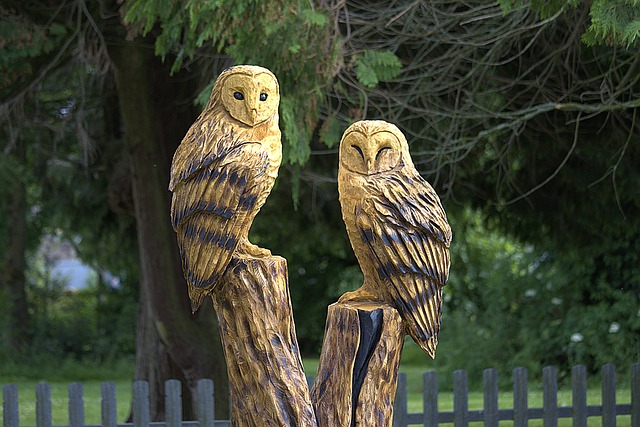 owl statues